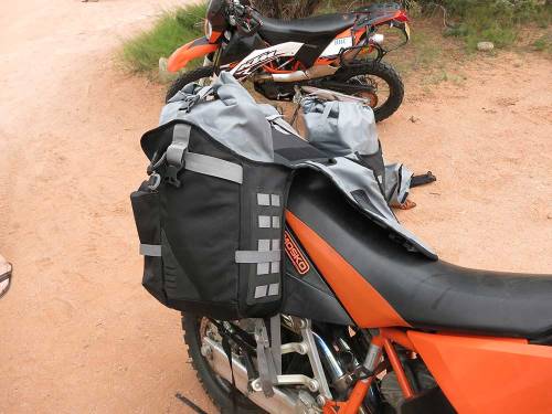 Mosko-Moto-Motorcycle-Soft-Bags-Dualsport-Offroad-Luggage-Soft-Luggage-Pannier-Duffle-Saddlebag--KTM---BMW---Rackless---Reckless---5-30-14-(13)