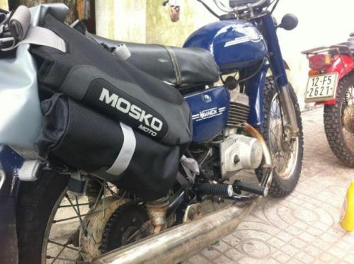 9 mosko-moto-motorcycle-soft-bags-dualsport-offroad-luggage-soft-luggage-pannier-duffle-17